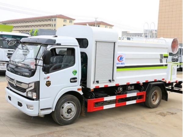 國(guó)六9方抑塵車(chē)（方罐）